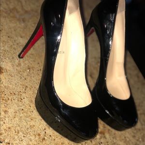 Christian Louboutin “Bianca” Style
